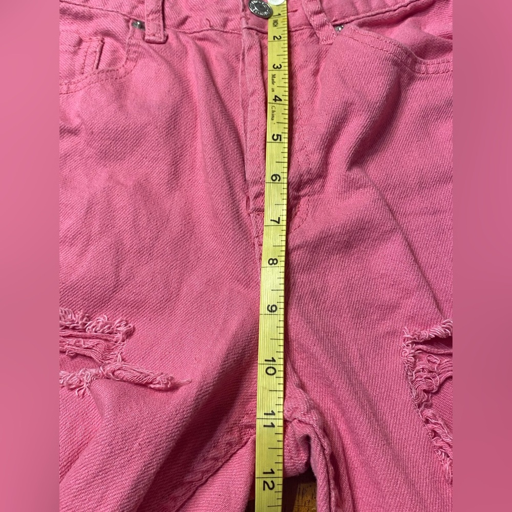 S.O.NG. Classic Mom jeans.  Bright pink.  Distressed.  Size 1/25. - Picture 8 of 10